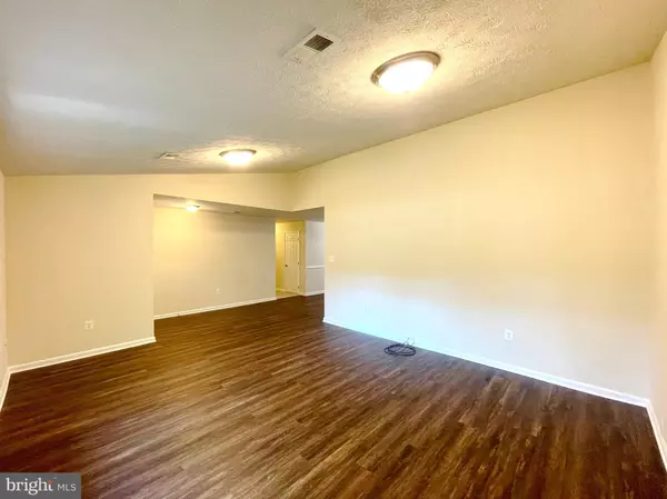 Lusby, MD 20657,312 CLUBHOUSE DR