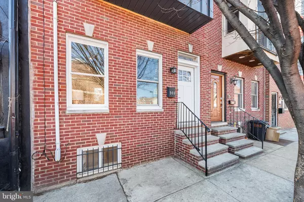 Philadelphia, PA 19147,940 S 5TH ST