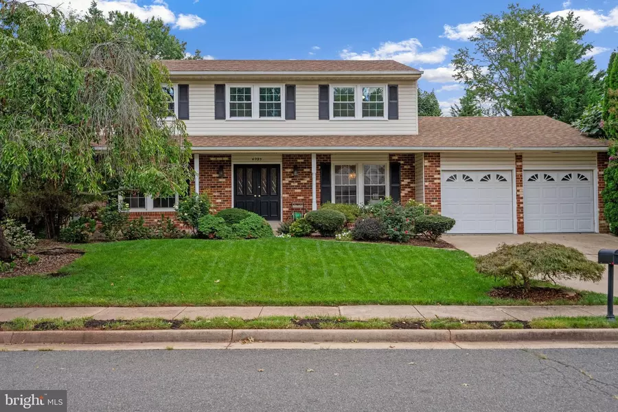 4095 BRAXTON RD, Chantilly, VA 20151