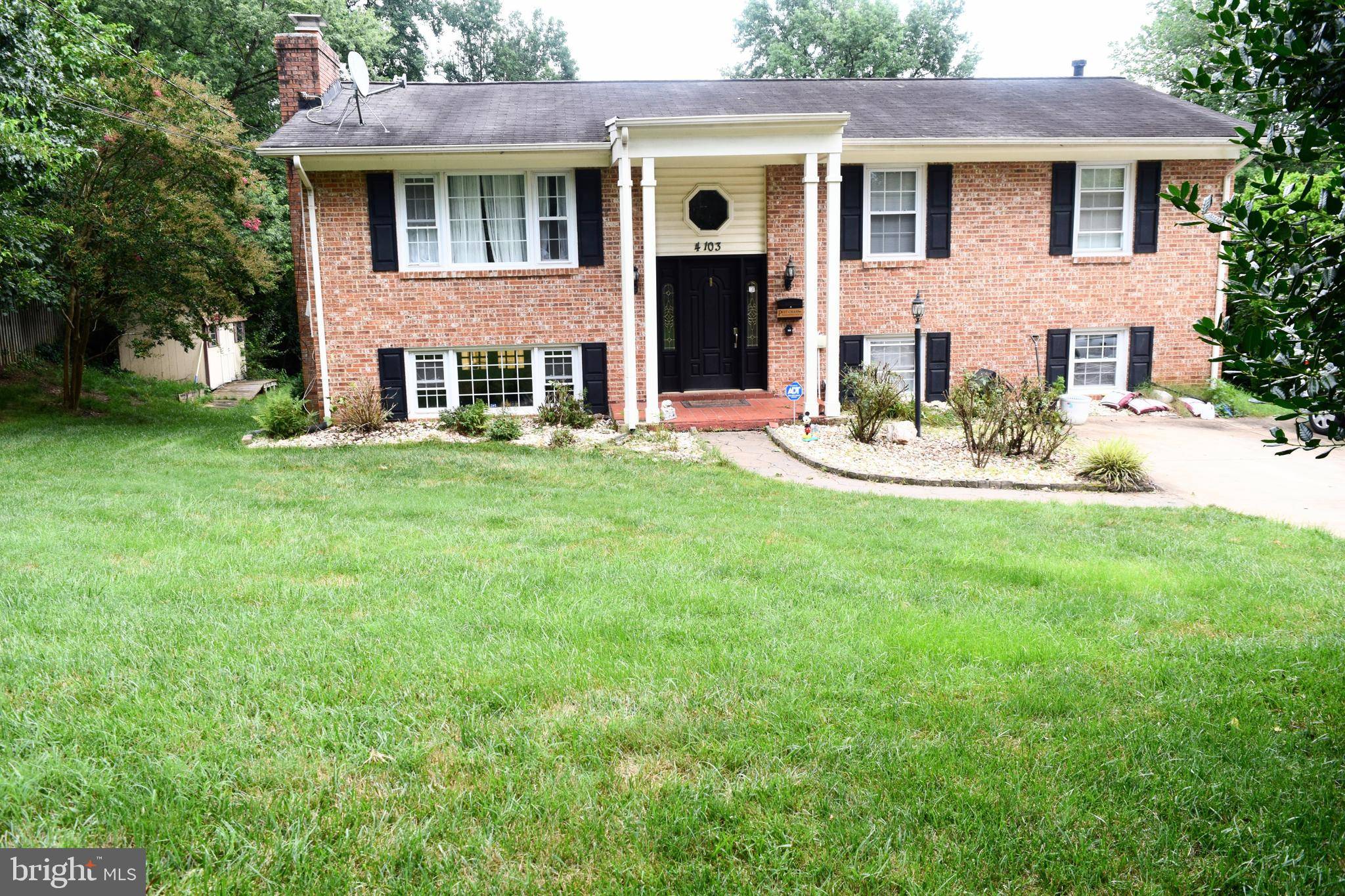 4103 DUVAWN ST, Alexandria, VA 22310