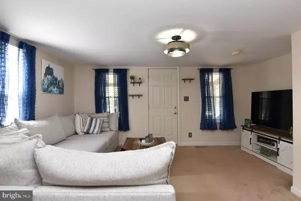 Blades, DE 19973,7 W 7TH