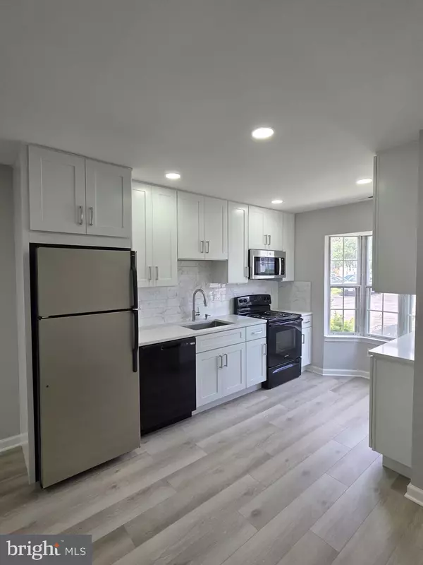 Alexandria, VA 22309,8531 SOUTHLAWN CT