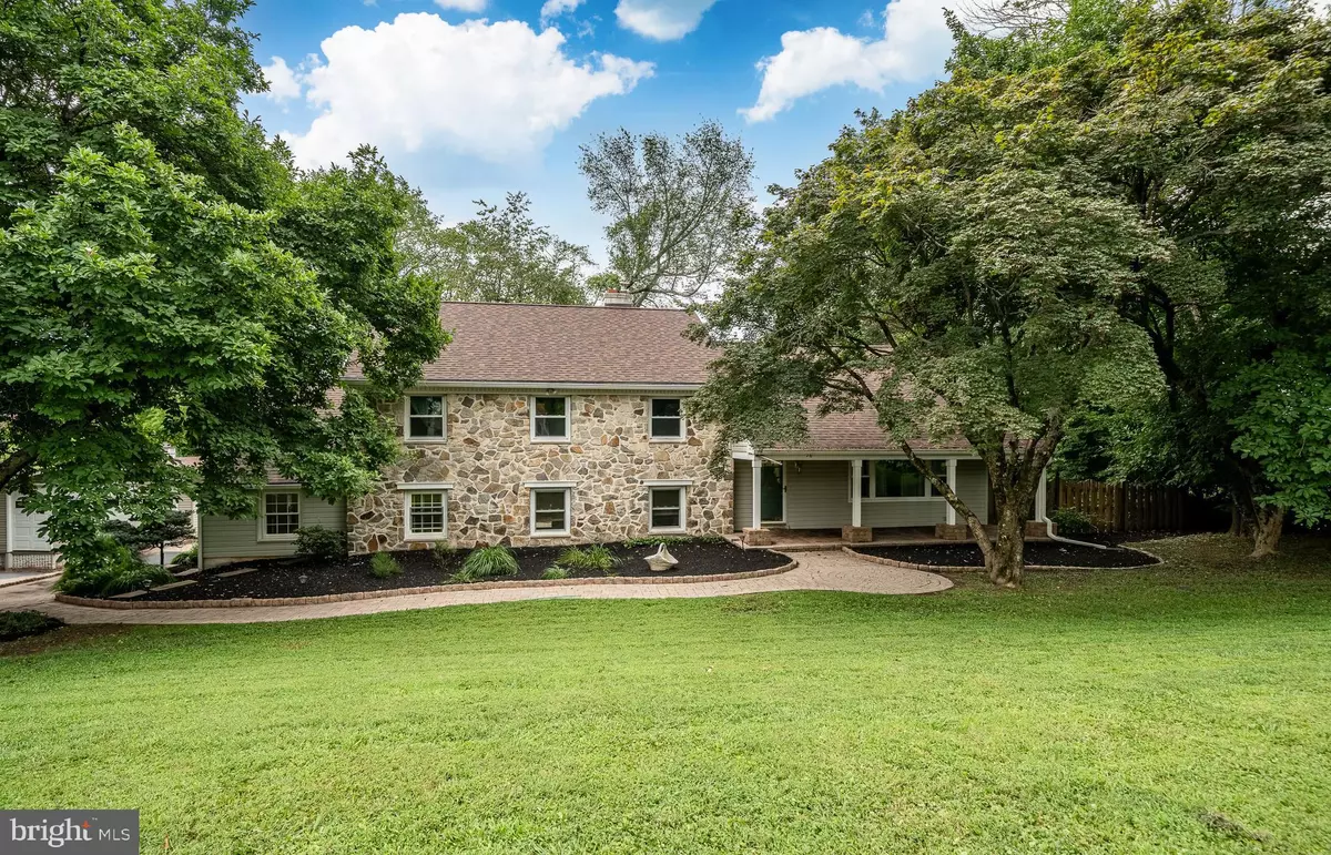 Glen Mills, PA 19342,76 DOGWOOD LN