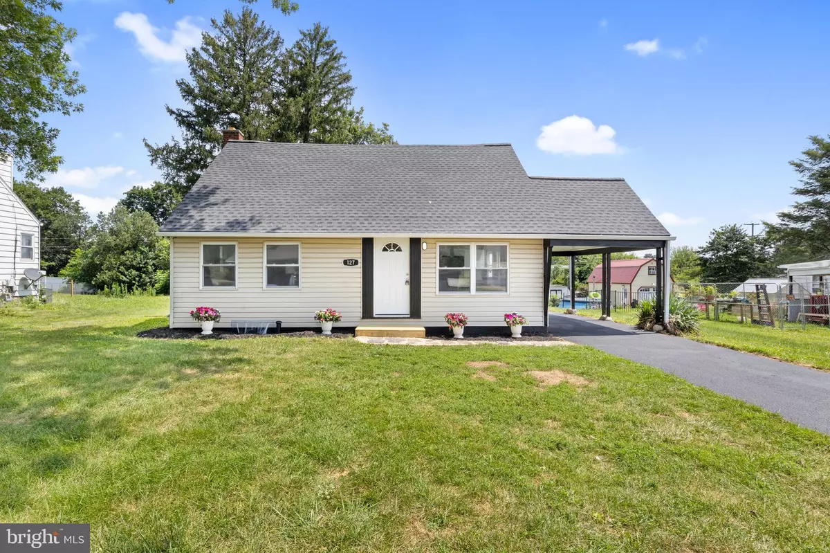 York, PA 17402,127 SYLVAN DR