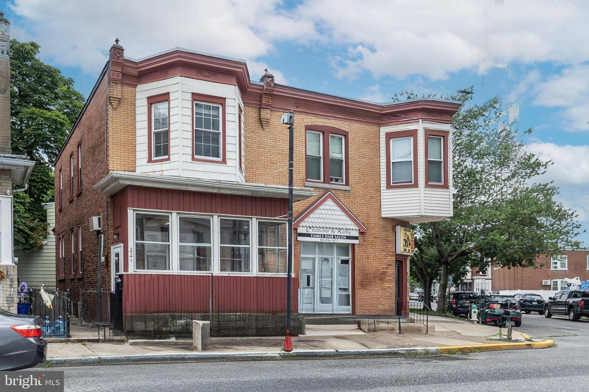 219--221 S BROADWAY, Gloucester City, NJ 08030