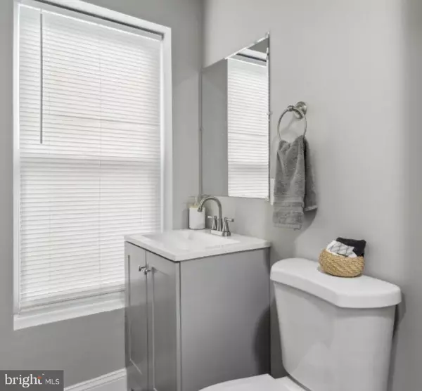 Baltimore, MD 21231,430 N PATTERSON PARK AVE