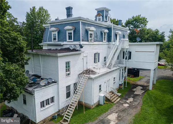 Easton, PA 18042,228 N 14TH ST