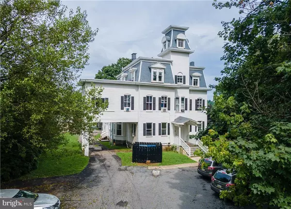 Easton, PA 18042,228 N 14TH ST