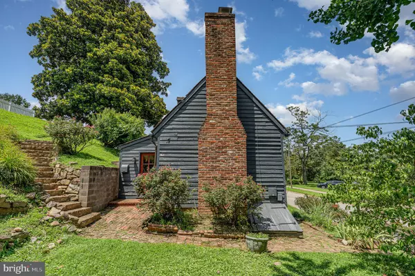 Fredericksburg, VA 22401,210 SOPHIA ST