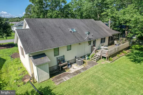 Ocean View, DE 19970,3 BETSY LN