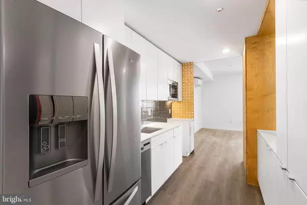 Philadelphia, PA 19122,1229 N FRONT ST #4A
