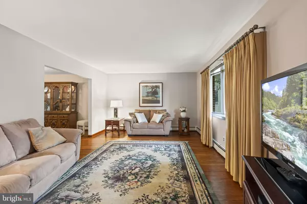 Havertown, PA 19083,32 E BENEDICT AVE