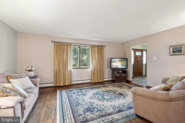 Havertown, PA 19083,32 E BENEDICT AVE