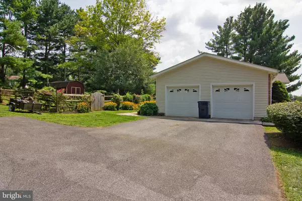 Westminster, MD 21157,809 LUCABAUGH MILL RD