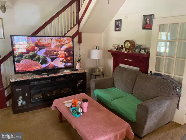 Blades, DE 19973,206 MARKET ST