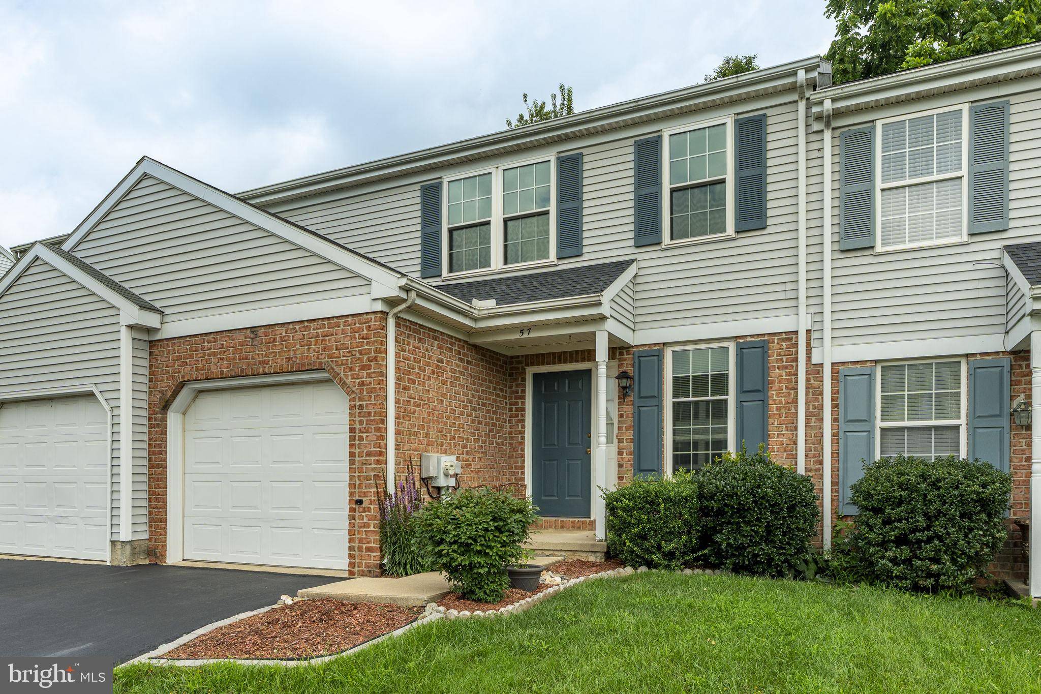 Lititz, PA 17543,57 TUPELO ST