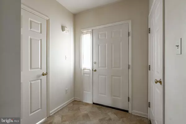 Lititz, PA 17543,57 TUPELO ST