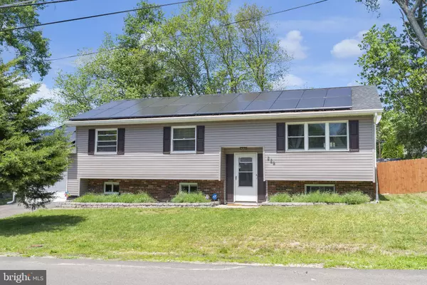 226 JUNIPER AVE, Browns Mills, NJ 08015