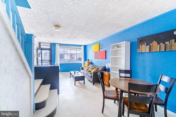 Philadelphia, PA 19148,2541 S BEULAH ST