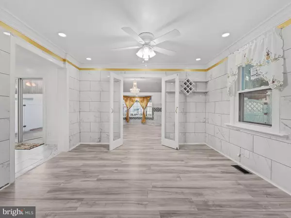 Norwood, PA 19074,104 S MARTIN LN