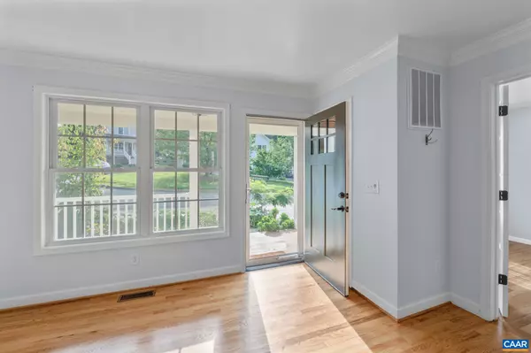 Charlottesville, VA 22902,118 ROYS PL