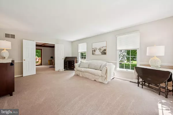 Shamong, NJ 08088,6 BRADFORD DR