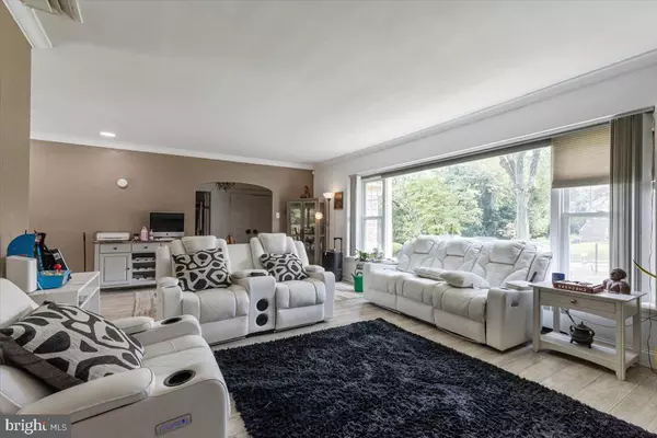 Elkins Park, PA 19027,7500 MANCHESTER RD