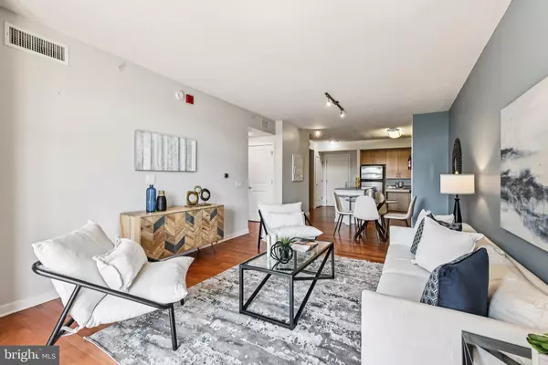 Washington, DC 20001,475 K ST NW #905