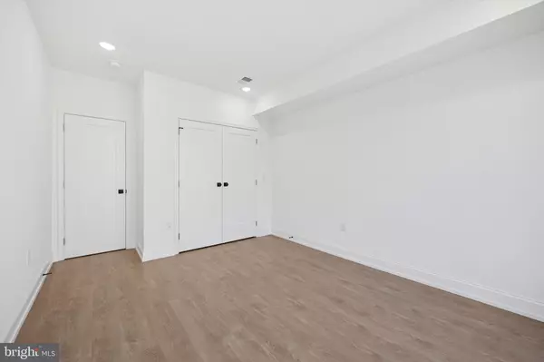 Philadelphia, PA 19130,1614 RIDGE AVE #304