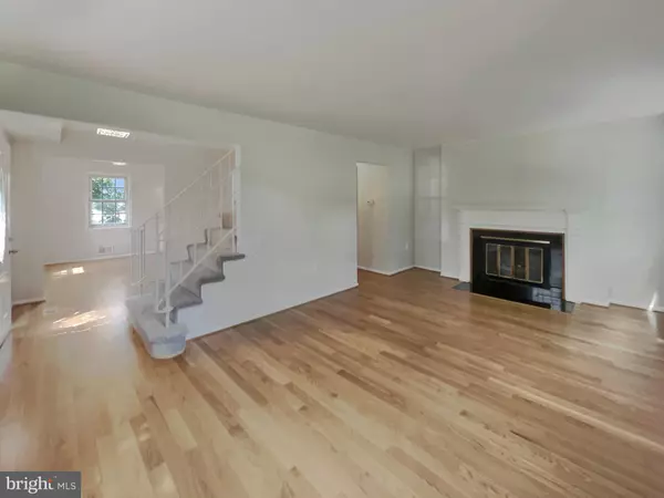 Burke, VA 22015,6014 TICONDEROGA CT