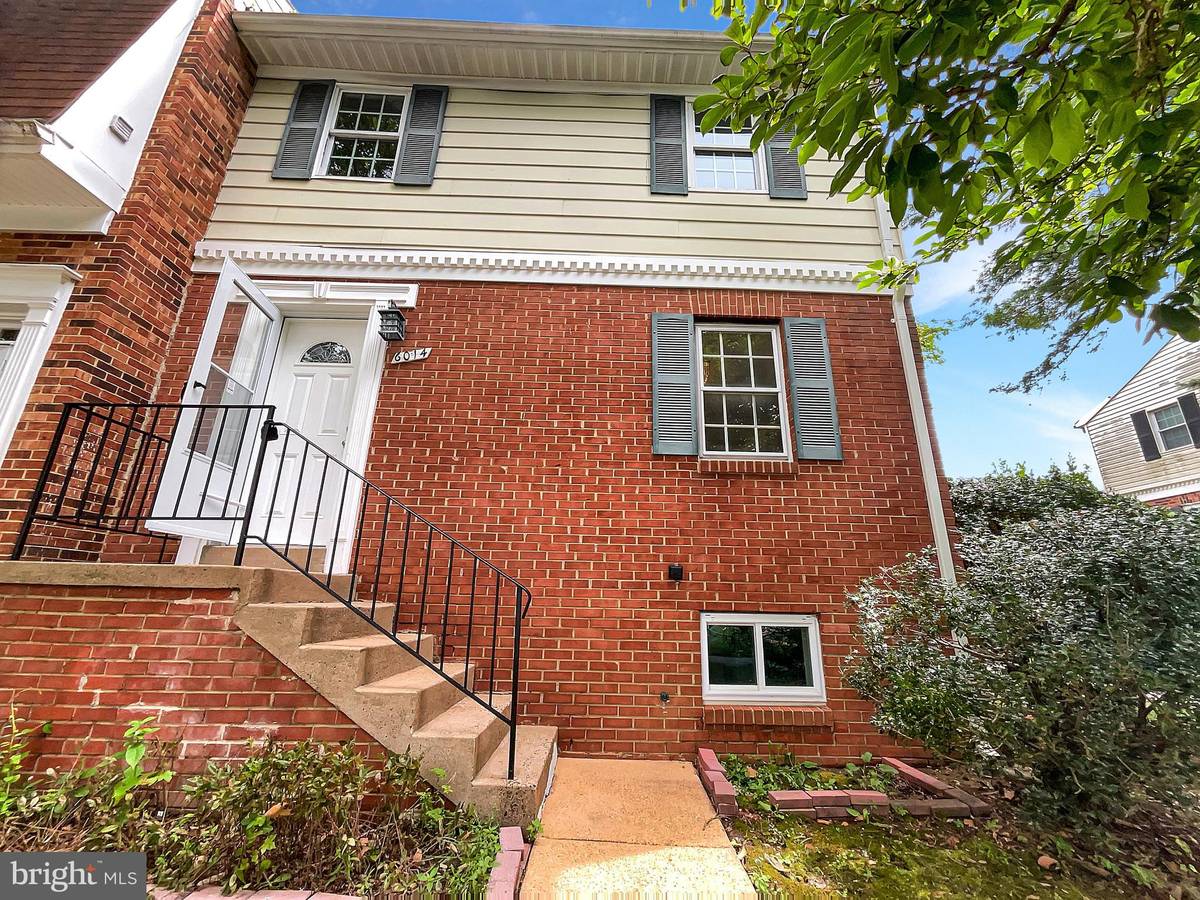 Burke, VA 22015,6014 TICONDEROGA CT