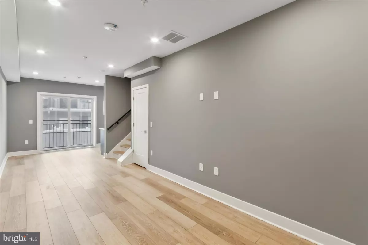 Philadelphia, PA 19130,1615 POPLAR ST #3