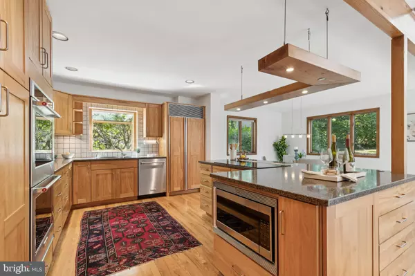 Annapolis, MD 21401,1698 SAEFERN WAY