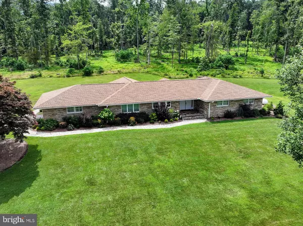 Bedford, PA 15522,1856 EVITTS CREEK RD