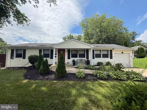 Woodbridge, VA 22193,4527 HAZELTON DR