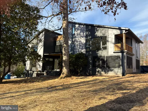 Rockville, MD 20853,4825 GREAT OAK RD