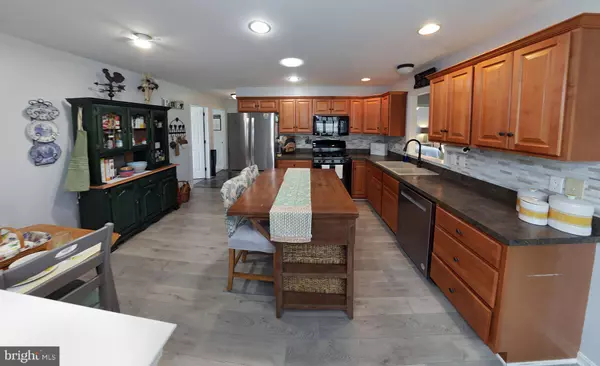 Elizabethtown, PA 17022,47 WOODSEDGE DR