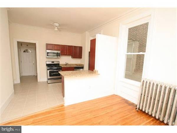 Philadelphia, PA 19130,2808B GIRARD AVE #B