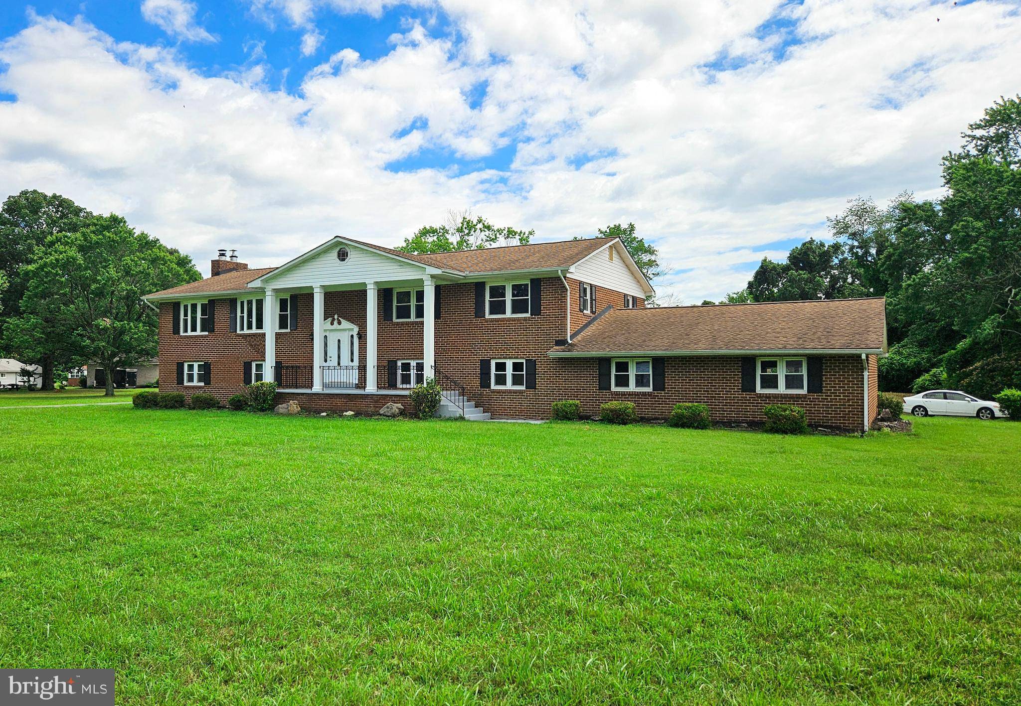 Lothian, MD 20711,5084-A SANDS RD