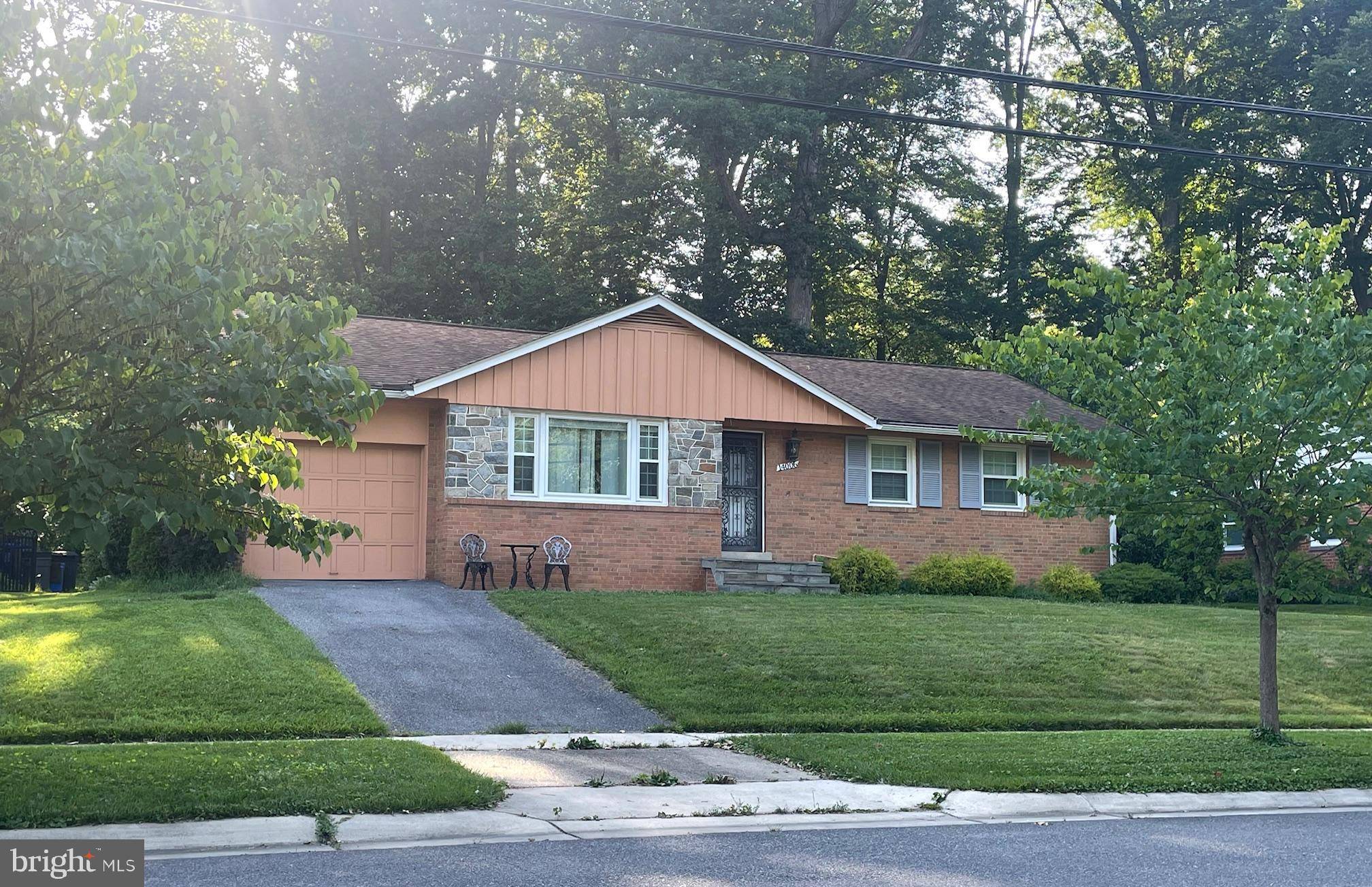 14006 PARKLAND DR, Rockville, MD 20853