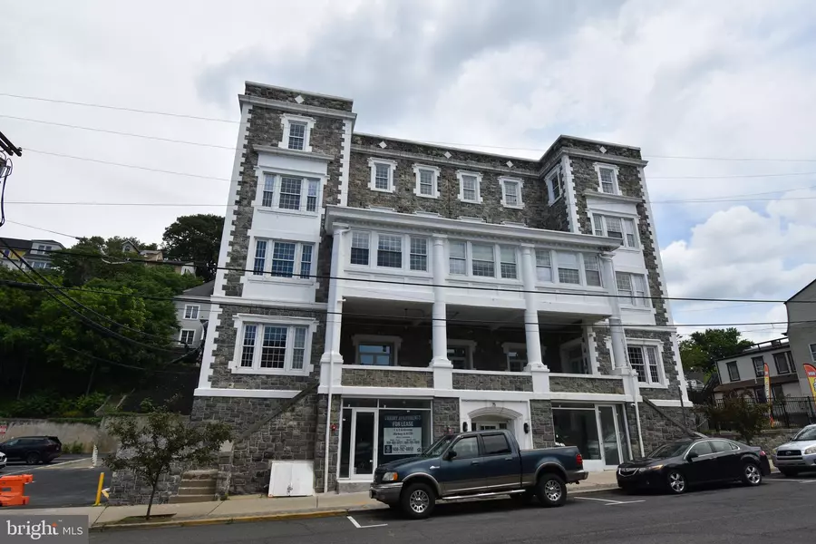 75 MAIN ST S, Phillipsburg, NJ 08865