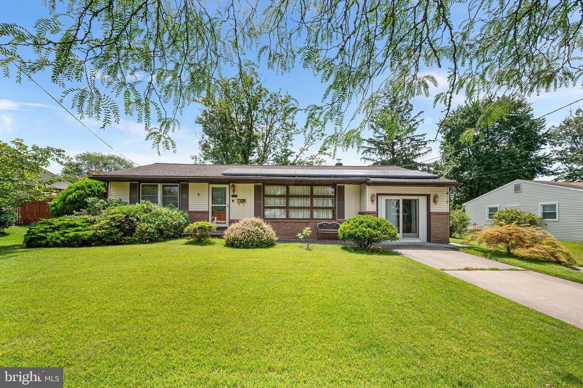 Cherry Hill, NJ 08034,127 OAKDALE RD