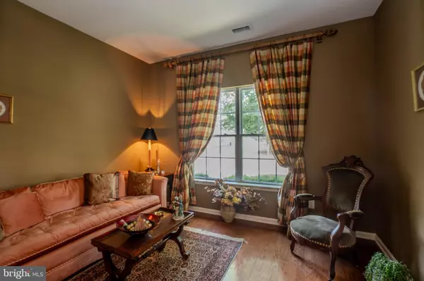 Pennington, NJ 08534,32 BUCKINGHAM DR