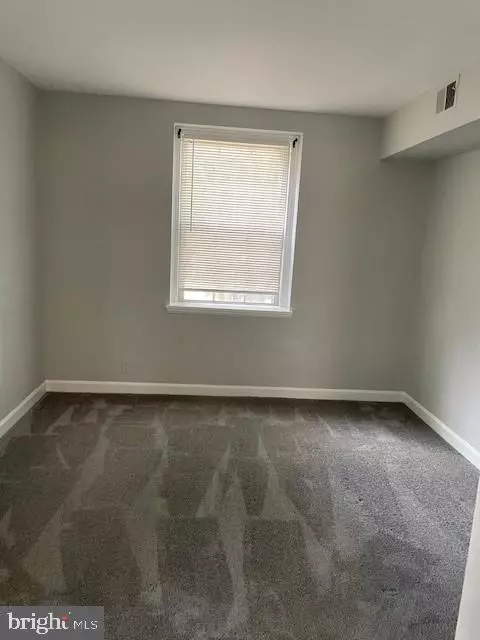 Arlington, VA 22206,2960 S COLUMBUS ST #B2