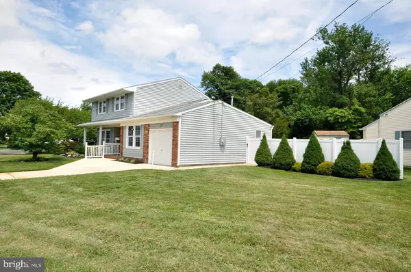 Stratford, NJ 08084,29 SWARTHMORE AVE