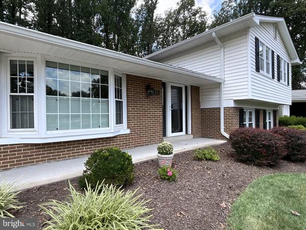 Vienna, VA 22180,615 KEARNEY CT SW
