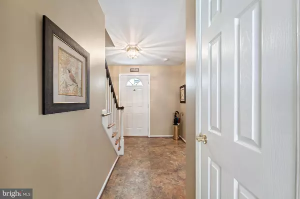 Somerdale, NJ 08083,829 COTSWOLD RD