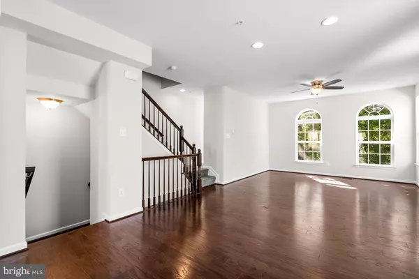 Glen Burnie, MD 21061,112 KINDRED WAY