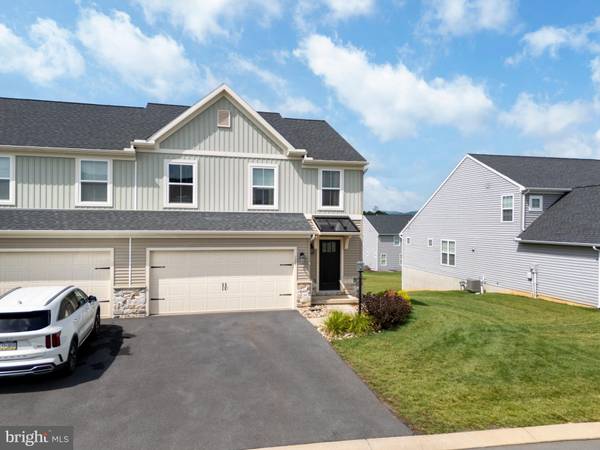 125 THOMPSON ST, State College, PA 16803