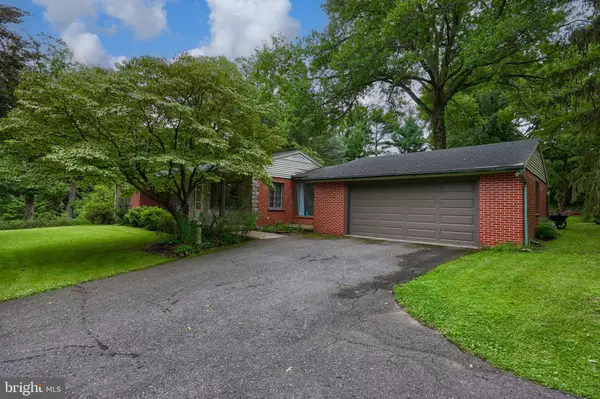 Lancaster, PA 17601,376 ARBOR RD
